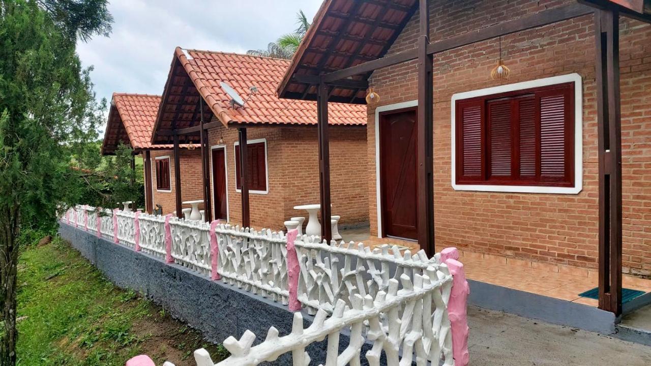 Vilarejo De Minas 賓館 *